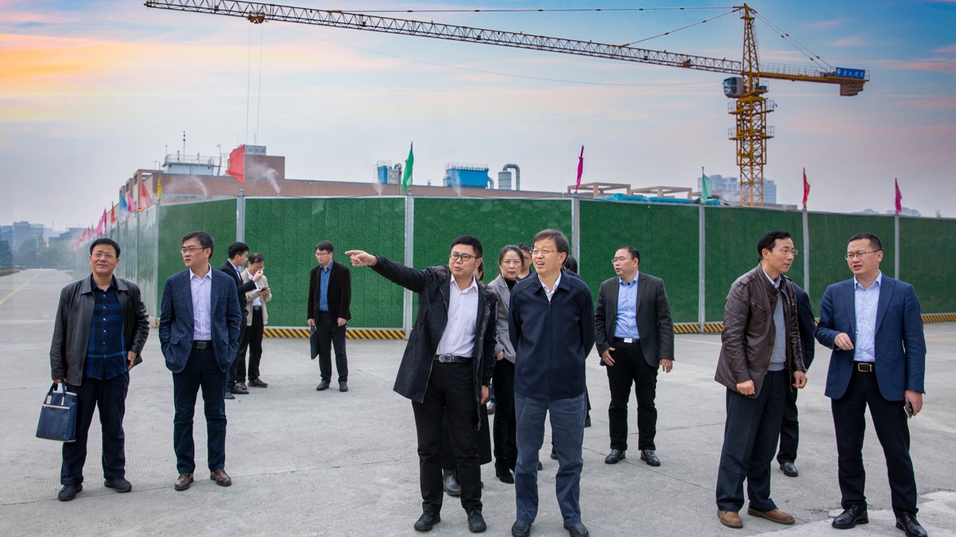 江苏省政府参事调研九游·体育(jiuyou.com)官方网站药业，共话川药发展之路
