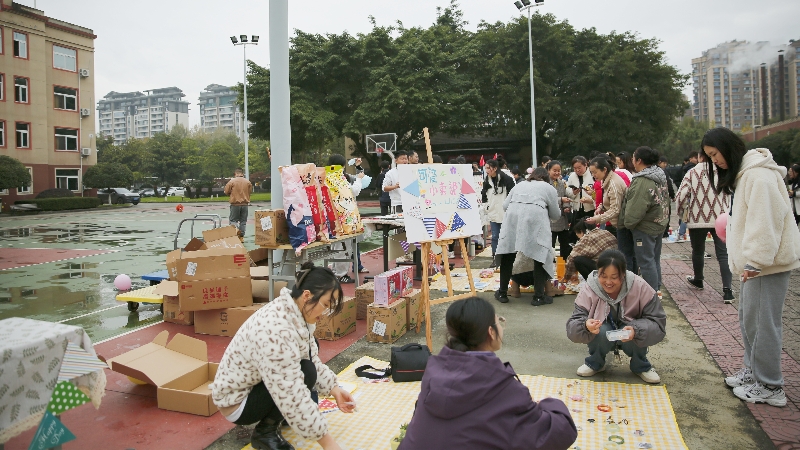 文化周|共享闲置，“集市”行乐，九游·体育(jiuyou.com)官方网站开展爱心集市公益活动